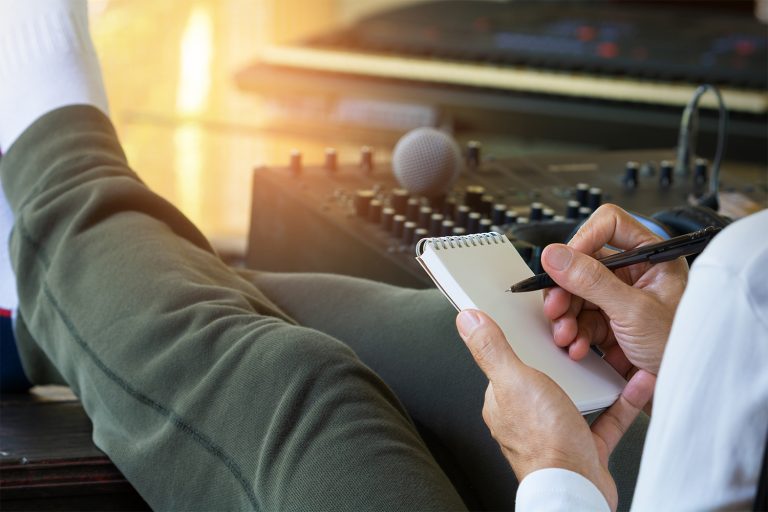 4 Songwriting Challenges To Boost Your Productivity