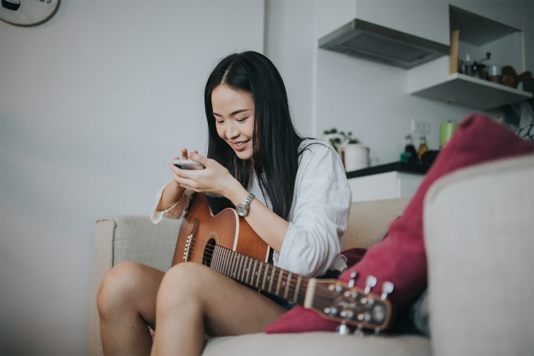 How To Make Spotify Canvas Videos On Any Budget