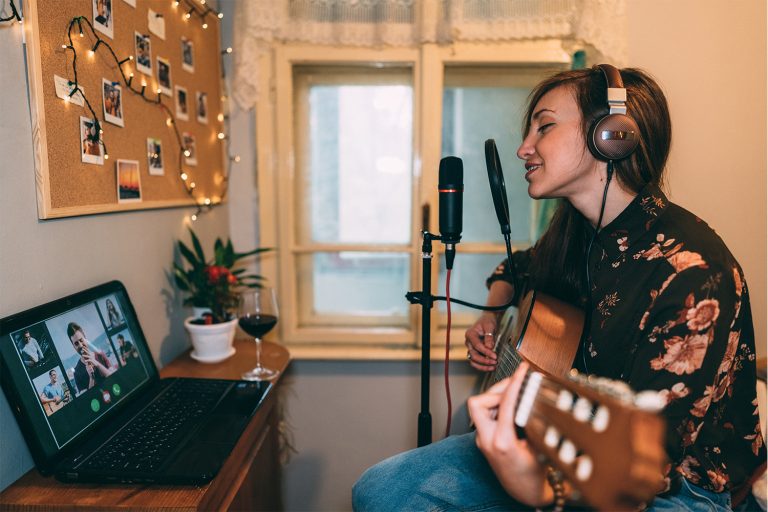 6 Steps To Make A Collaborative Performance Video Remotely